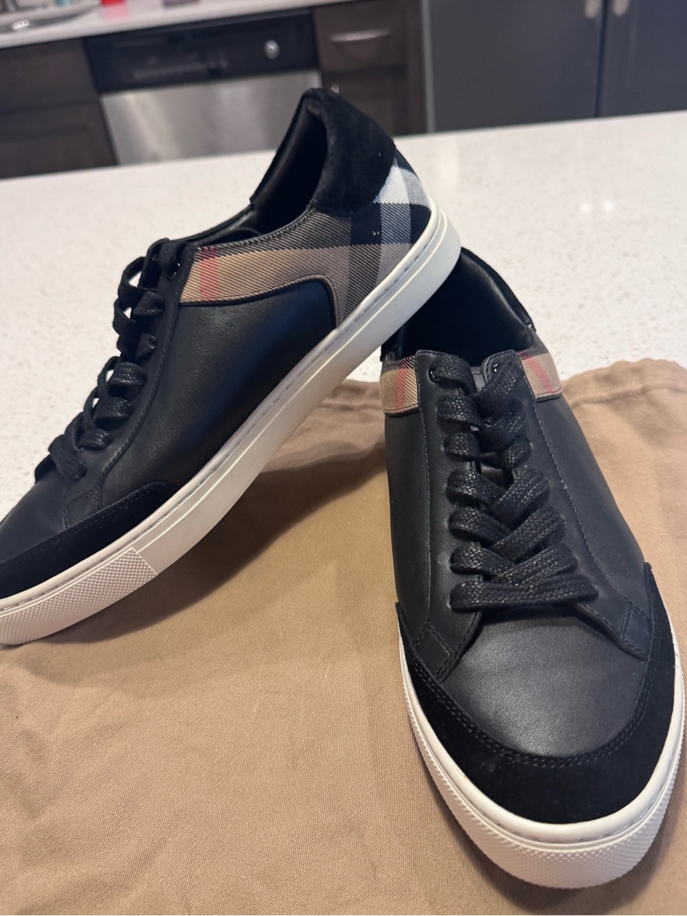 Burberry Men’s Vintage Check Black Leather Suede Low Top Sneakers Size 42(US 9)